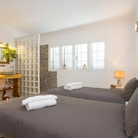 Punta De Mujeres Sleeps 5 Punta Mujeres